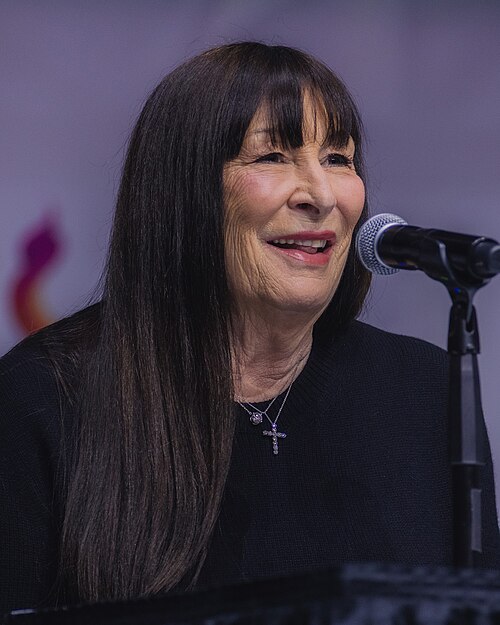 Anjelica Huston